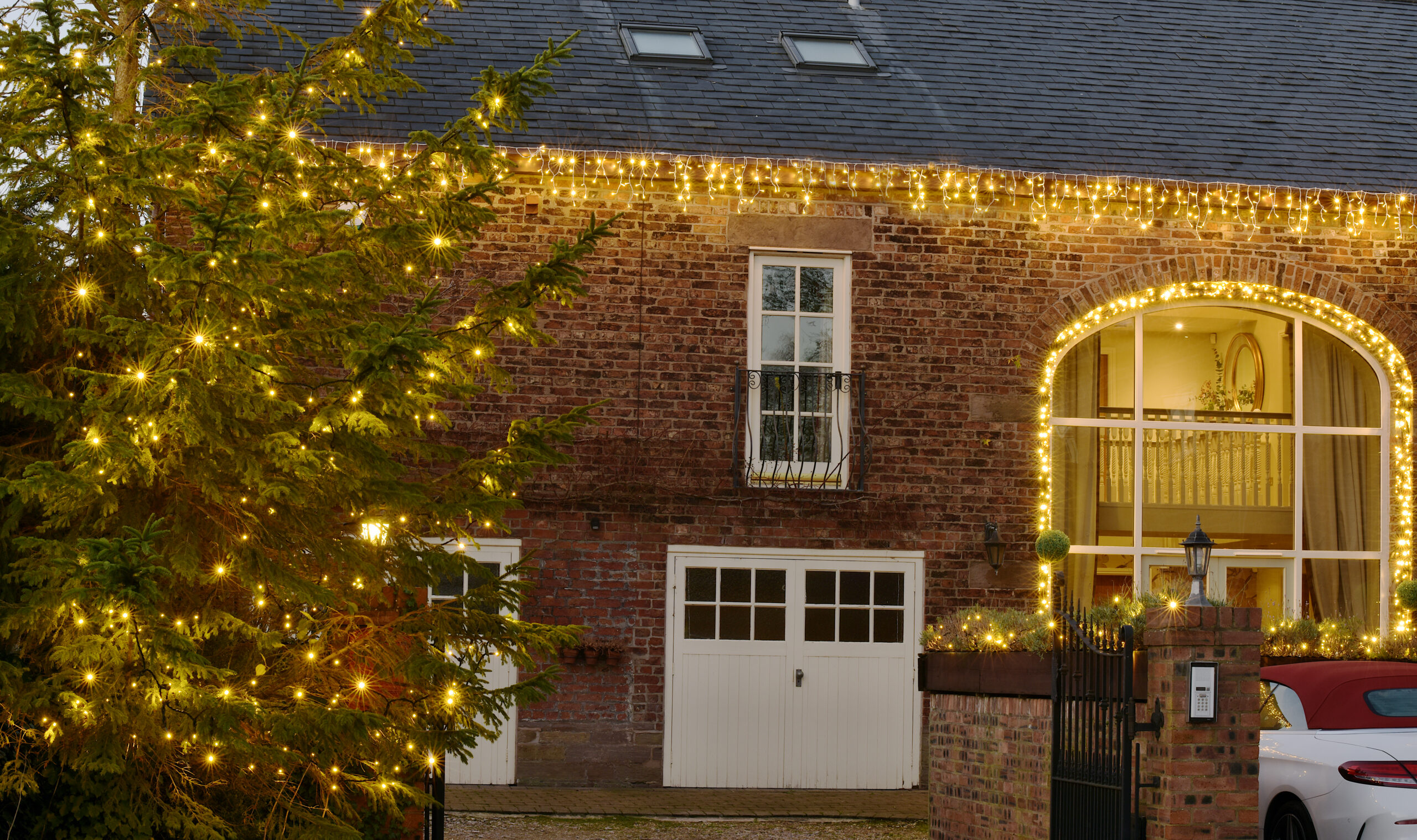 20m LED String Lights – Warm White Static Outdoor Image 2
